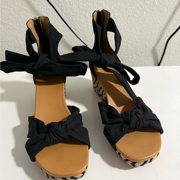 UGG Black and Tan Wedge Sandals - Picture 2 of 7